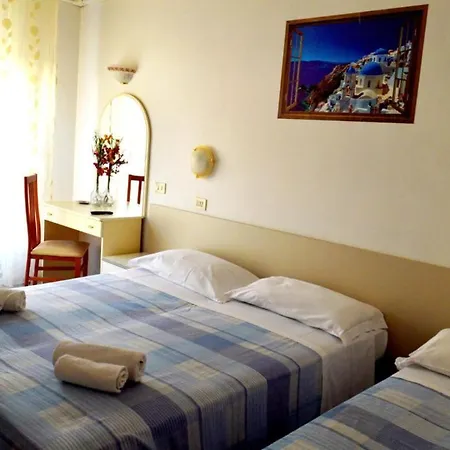 In Guest - New Cirene Triple Economy With Full *