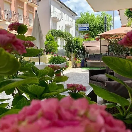 بيت ضيافة In Guest - New Cirene Triple Economy With Full