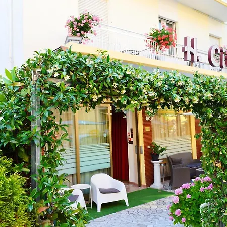 In Guest - New Cirene Triple Economy With Full ريميني
