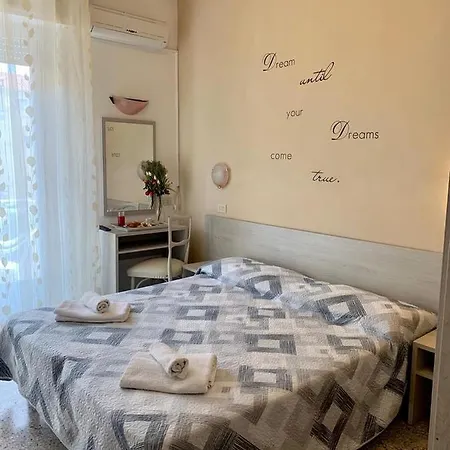 In Guest - New Cirene Triple Economy With Full بيت ضيافة *